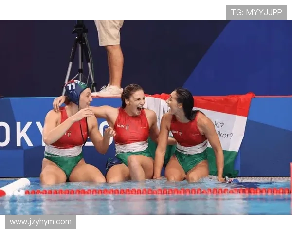 泳池闪耀青春力量见证世界游泳明星拼搏与荣耀瞬间